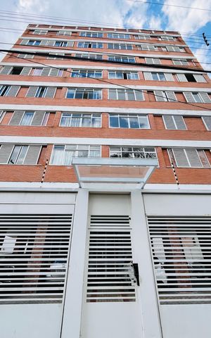 Apartamento à venda com 109m², 2 quartos e 1 vaga Apartamento à venda com 109m², 2 quartos e 1 vagaFachada