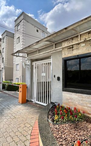 Apartamento para alugar com 45m², 2 quartos e 1 vaga Apartamento para alugar com 45m², 2 quartos e 1 vagaFachada e portaria