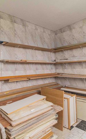 Casa para alugar com 300m², 4 quartos e sem vagaÁrea de Serviço