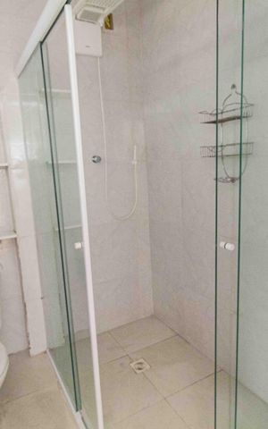 Casa para alugar com 300m², 4 quartos e sem vagaBanheiro da Suíte 1