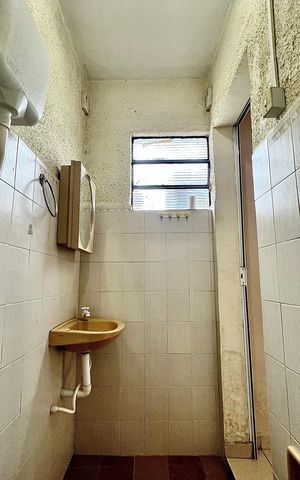 Casa para alugar com 200m², 5 quartos e 2 vagas Casa para alugar com 200m², 5 quartos e 2 vagasBanheiro da Suíte 2