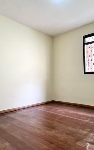 Casa para alugar com 200m², 5 quartos e 2 vagas Casa para alugar com 200m², 5 quartos e 2 vagasQuarto 3