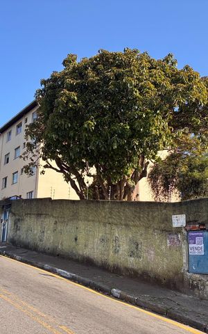 Apartamento à venda com 53m², 2 quartos e 1 vaga Apartamento à venda com 53m², 2 quartos e 1 vagaFachada + placa