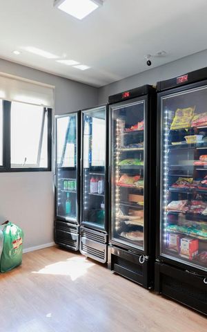 Studio à venda com 25m², 1 quarto e sem vaga Studio à venda com 25m², 1 quarto e sem vagaÁrea comum - Mini-mercado