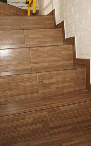 Casa de condomínio para alugar com 60m², 2 quartos e 1 vagaEscada