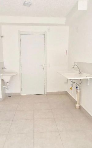 Apartamento à venda com 33m², 2 quartos e sem vaga Apartamento à venda com 33m², 2 quartos e sem vagaSala/Cozinha