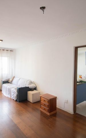 Apartamento à venda com 88m², 3 quartos e 1 vaga Apartamento à venda com 88m², 3 quartos e 1 vagaSala
