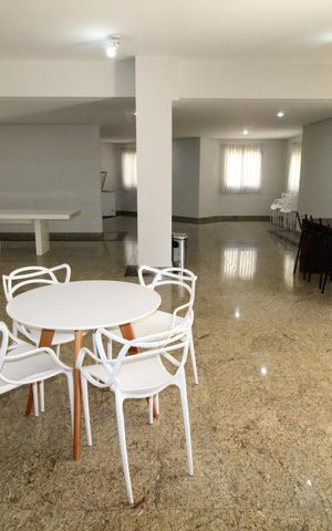 Apartamento para alugar com 275m², 4 quartos e 4 vagasÁrea comum - Salão de festas
