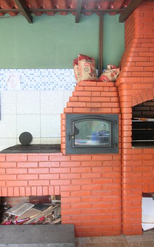 Casa à venda com 250m², 5 quartos e 4 vagasÁrea Gourmet - Churrasqueira