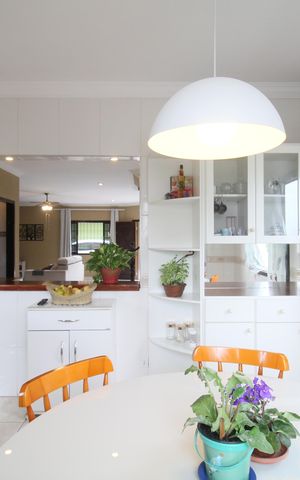 Casa à venda com 250m², 5 quartos e 4 vagasCozinha - Copa