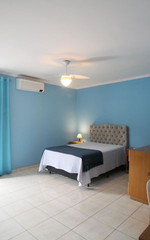 Casa à venda com 250m², 5 quartos e 4 vagasSuíte 1
