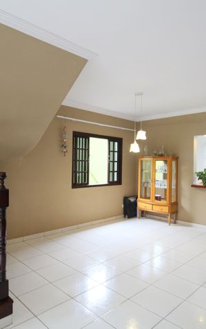 Casa à venda com 250m², 5 quartos e 4 vagasSala de Jantar