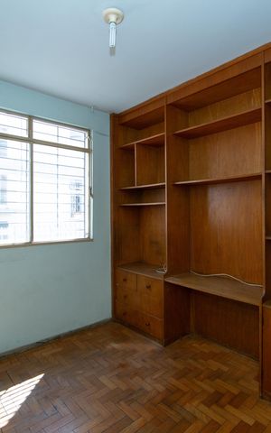 Apartamento à venda com 125m², 4 quartos e 2 vagas Apartamento à venda com 125m², 4 quartos e 2 vagasQuarto
