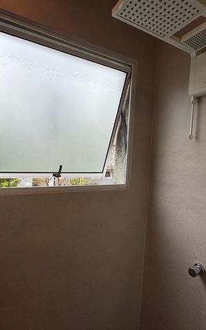 Casa de condomínio para alugar com 75m², 2 quartos e 1 vagaBanheiro da Suíte
