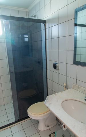 Apartamento à venda com 86m², 2 quartos e 2 vagas Apartamento à venda com 86m², 2 quartos e 2 vagasBanheiro da Suíte