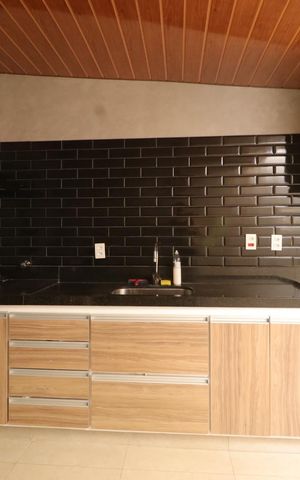 Casa à venda com 100m², 2 quartos e 1 vaga