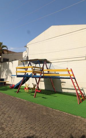 Casa à venda com 100m², 2 quartos e 1 vaga