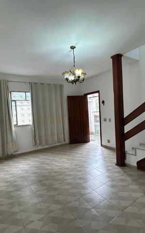 Casa para alugar com 174m², 3 quartos e 1 vagaSala