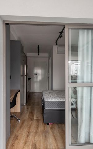 Studio para alugar com 32m², 1 quarto e sem vaga Studio para alugar com 32m², 1 quarto e sem vagaVaranda