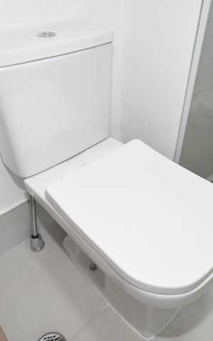 Apartamento à venda com 87m², 2 quartos e 2 vagas Apartamento à venda com 87m², 2 quartos e 2 vagasBanheiro da Suíte 2