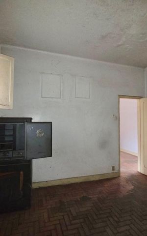 Casa para alugar com 181m², 6 quartos e 3 vagas Casa para alugar com 181m², 6 quartos e 3 vagasQuarto