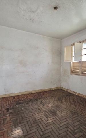 Casa para alugar com 181m², 6 quartos e 3 vagas Casa para alugar com 181m², 6 quartos e 3 vagasQuarto