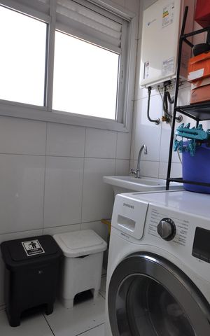 Apartamento à venda com 78m², 2 quartos e 2 vagasÁrea de Serviço