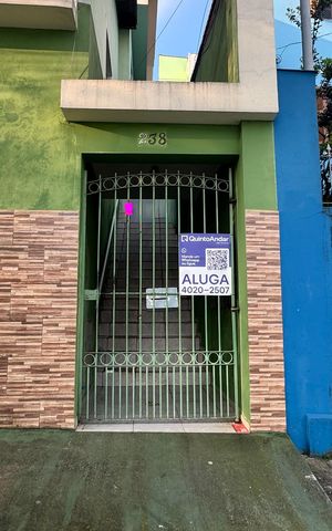Casa para alugar com 70m², 2 quartos e sem vagaPlaca