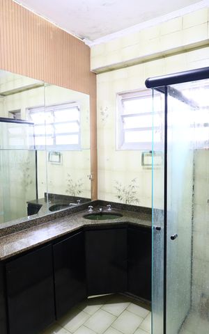 Casa para alugar com 125m², 3 quartos e 2 vagasBanheiro