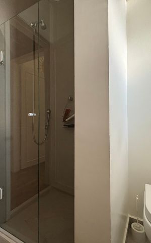 Apartamento para alugar com 166m², 3 quartos e 1 vagaBanheiro 