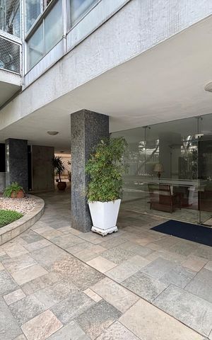 Apartamento para alugar com 166m², 3 quartos e 1 vagaFachada 