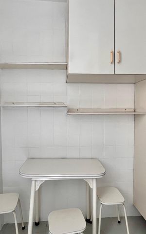 Apartamento para alugar com 66m², 2 quartos e sem vaga Apartamento para alugar com 66m², 2 quartos e sem vagaCozinha e Área de Serviço