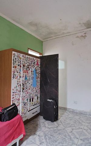 Casa à venda com 400m², 1 quarto e 2 vagasQuarto