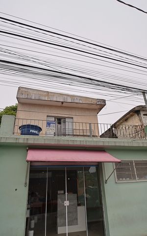 Casa à venda com 400m², 1 quarto e 2 vagasFachada