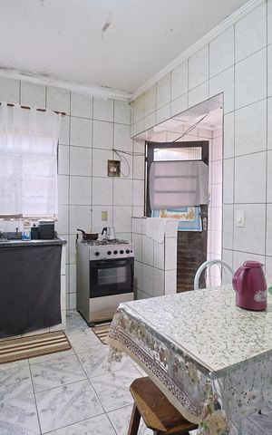 Casa à venda com 400m², 1 quarto e 2 vagasSala/Cozinha