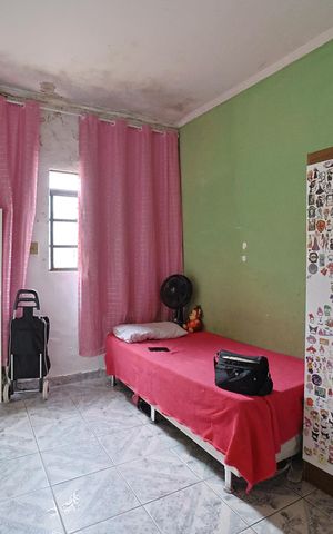 Casa à venda com 400m², 1 quarto e 2 vagasQuarto
