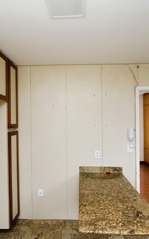 Apartamento para alugar com 158m², 3 quartos e 2 vagasCozinha