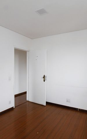 Apartamento para alugar com 158m², 3 quartos e 2 vagasQuarto 2