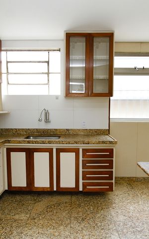Apartamento para alugar com 158m², 3 quartos e 2 vagasCozinha