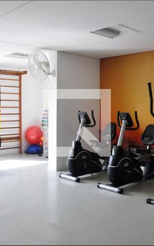 Apartamento à venda com 74m², 2 quartos e 2 vagasÁrea comum - Academia