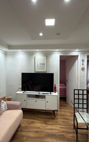 Apartamento à venda com 52m², 2 quartos e 1 vaga Apartamento à venda com 52m², 2 quartos e 1 vagaSala