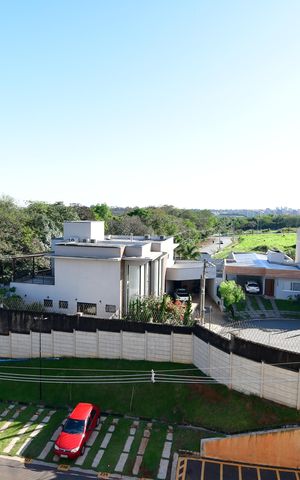 Apartamento para alugar com 63m², 2 quartos e 1 vagaÁrea de Serviço - Vista