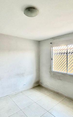 Casa para alugar com 60m², 2 quartos e 1 vaga Casa para alugar com 60m², 2 quartos e 1 vagaSala