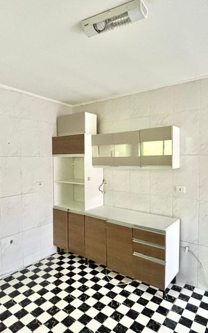 Casa para alugar com 60m², 2 quartos e 1 vaga Casa para alugar com 60m², 2 quartos e 1 vagaCozinha