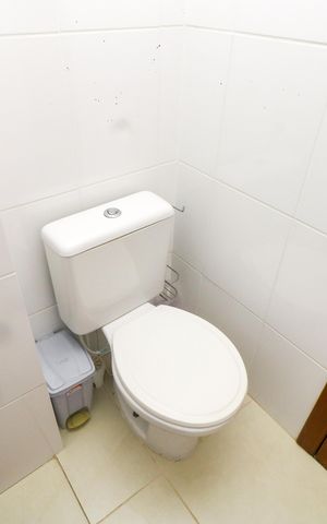 Casa à venda com 88m², 2 quartos e 6 vagas Casa à venda com 88m², 2 quartos e 6 vagasBanheiro da Suíte 2