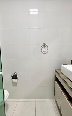 Casa de condomínio à venda com 144m², 3 quartos e 2 vagas Casa de condomínio à venda com 144m², 3 quartos e 2 vagasBanheiro Social