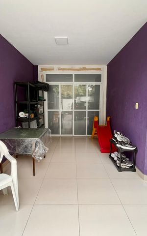 Casa de condomínio à venda com 144m², 3 quartos e 2 vagas Casa de condomínio à venda com 144m², 3 quartos e 2 vagasQuintal