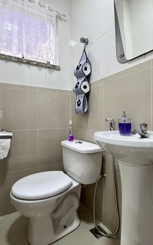 Casa de condomínio à venda com 144m², 3 quartos e 2 vagas Casa de condomínio à venda com 144m², 3 quartos e 2 vagasLavabo