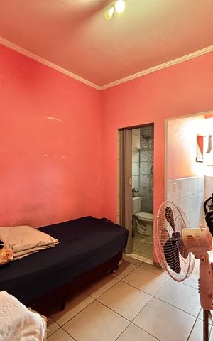 Casa à venda com 150m², 5 quartos e 1 vaga Casa à venda com 150m², 5 quartos e 1 vagaSuíte casa 2