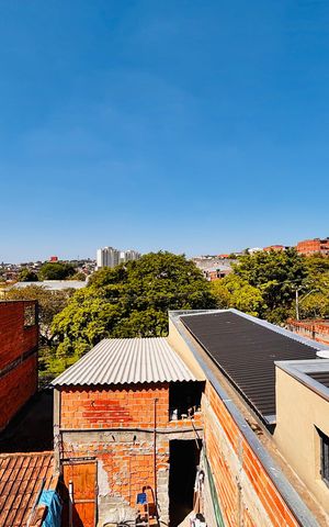 Casa à venda com 150m², 5 quartos e 1 vaga Casa à venda com 150m², 5 quartos e 1 vagaVista fundos casa 3